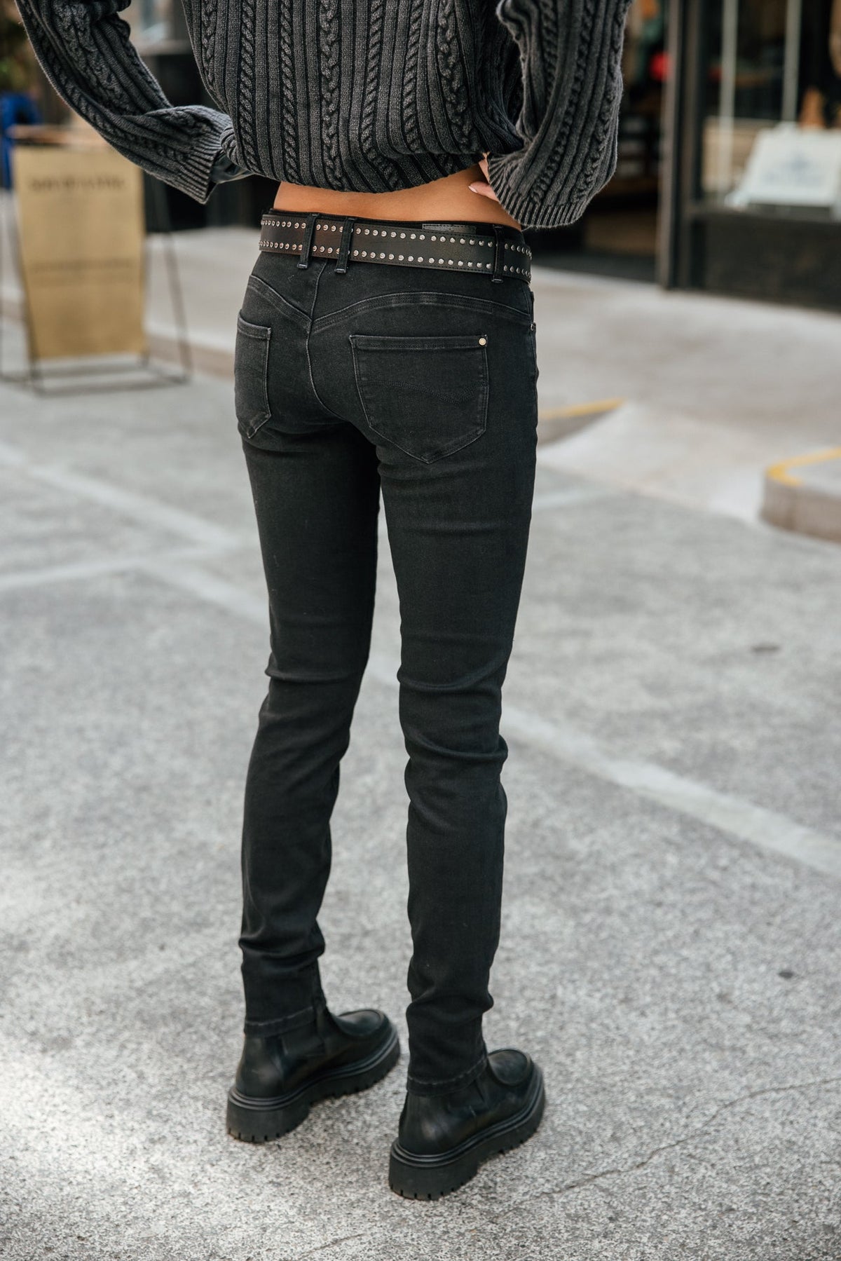 Vaquero Angel Negro Pitillo