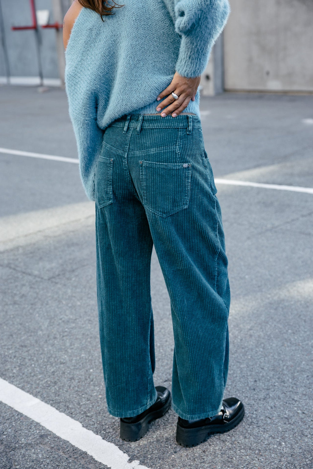Pantalon April de Pana Azul Petróleo