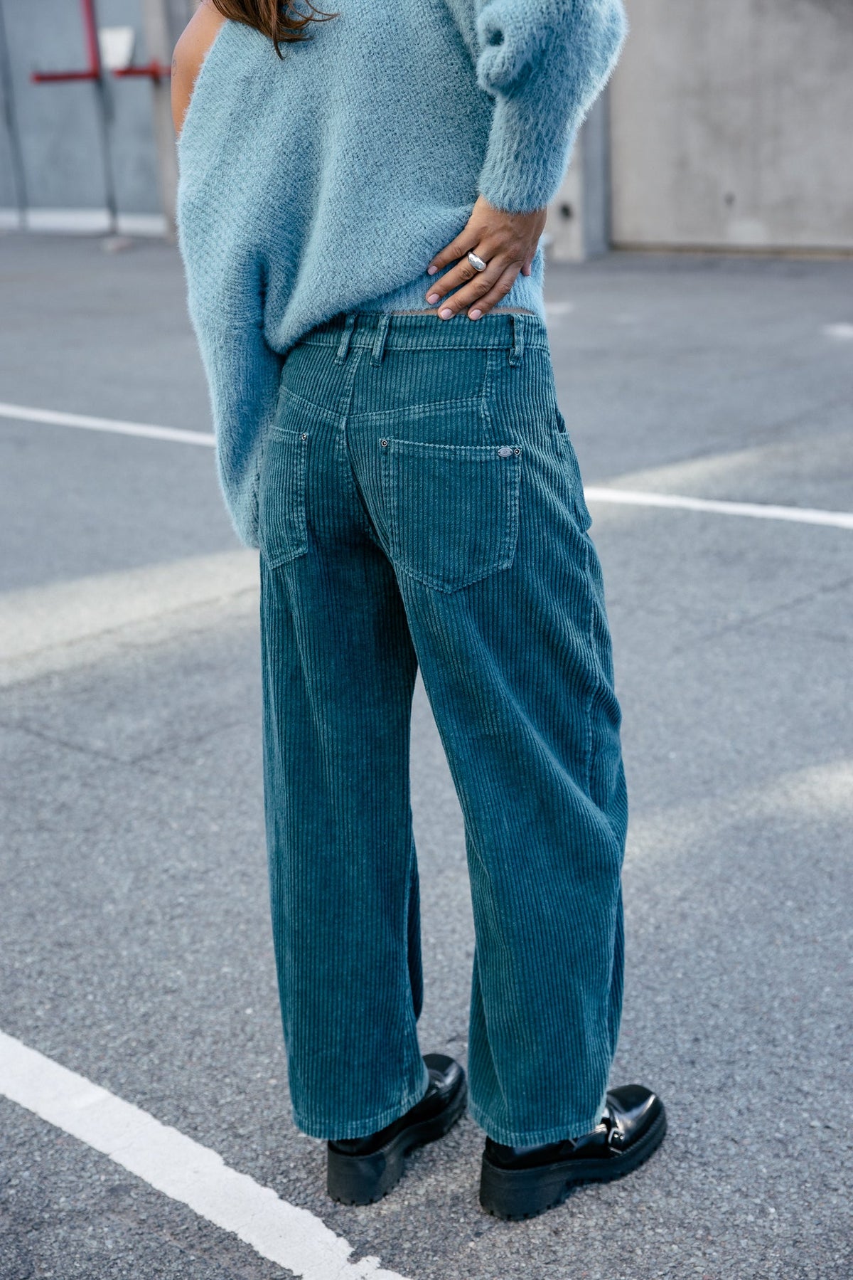 Pantalon April de Pana Azul Petróleo