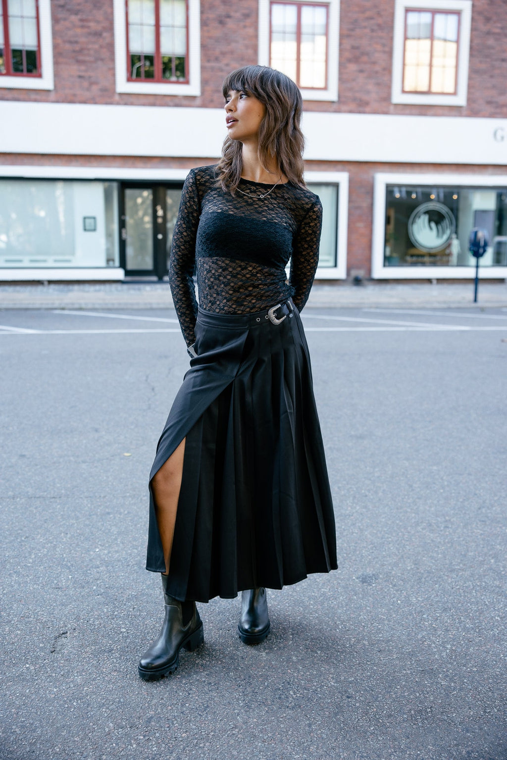 Top Tissy de Encaje Negro