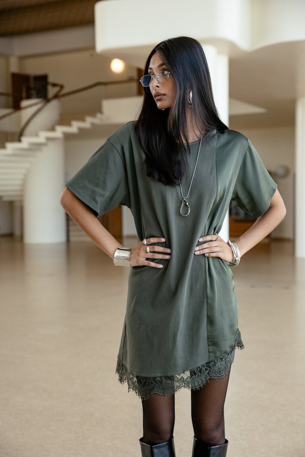Vestido Rami Verde Noche con Encaje