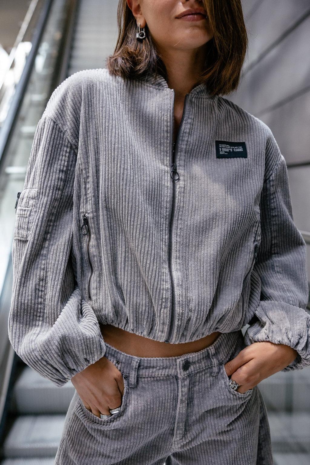 Chaqueta Virama de Pana Gris
