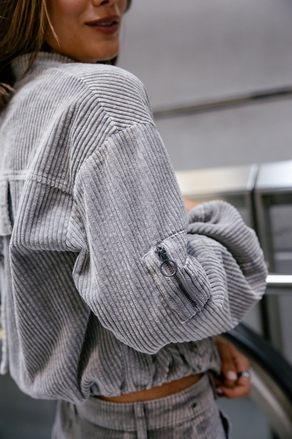 Chaqueta Virama de Pana Gris