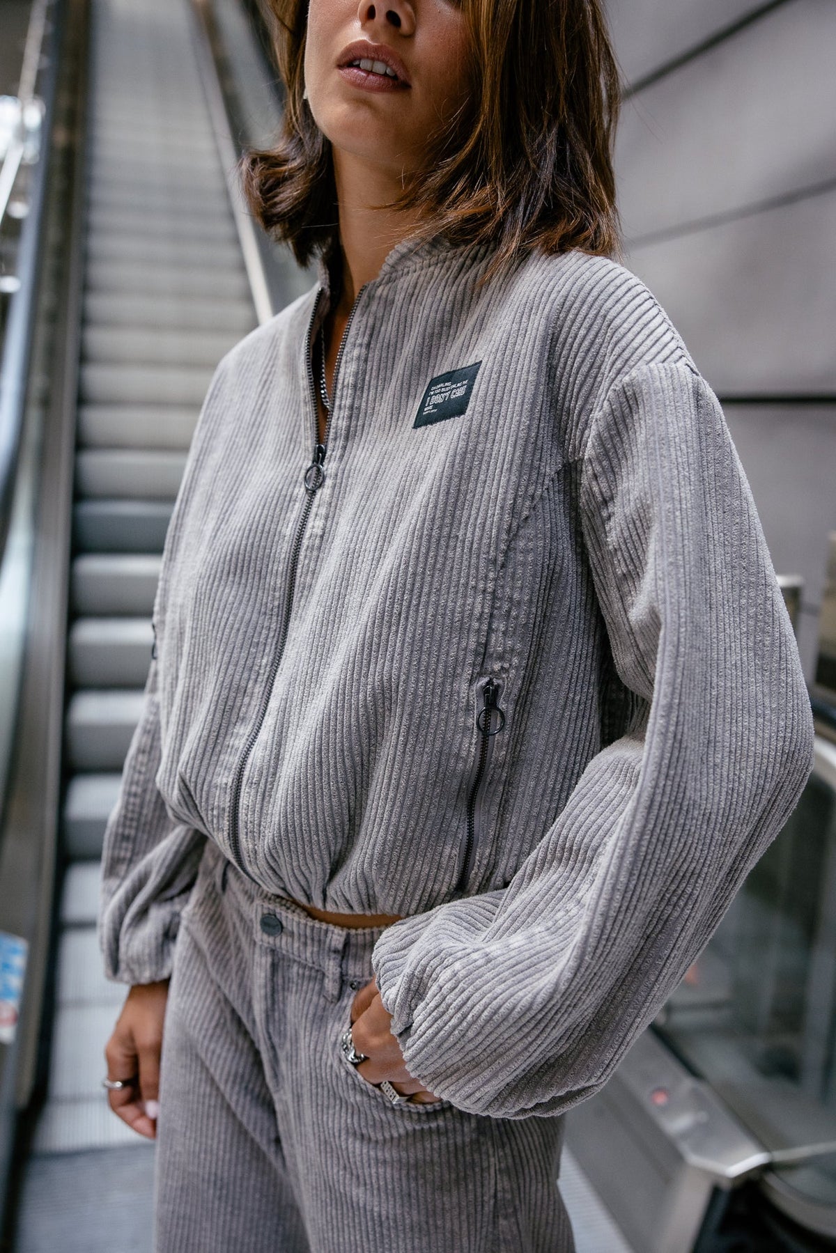 Chaqueta Virama de Pana Gris