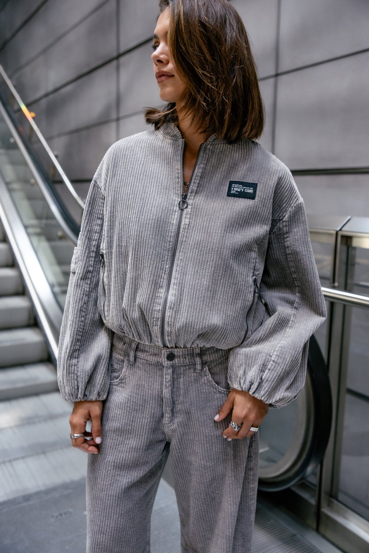 Chaqueta Virama de Pana Gris