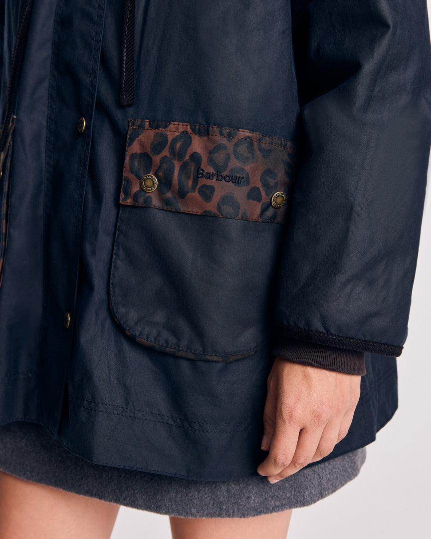 Chaqueta Anaïs azul marino con estampado de leopardo