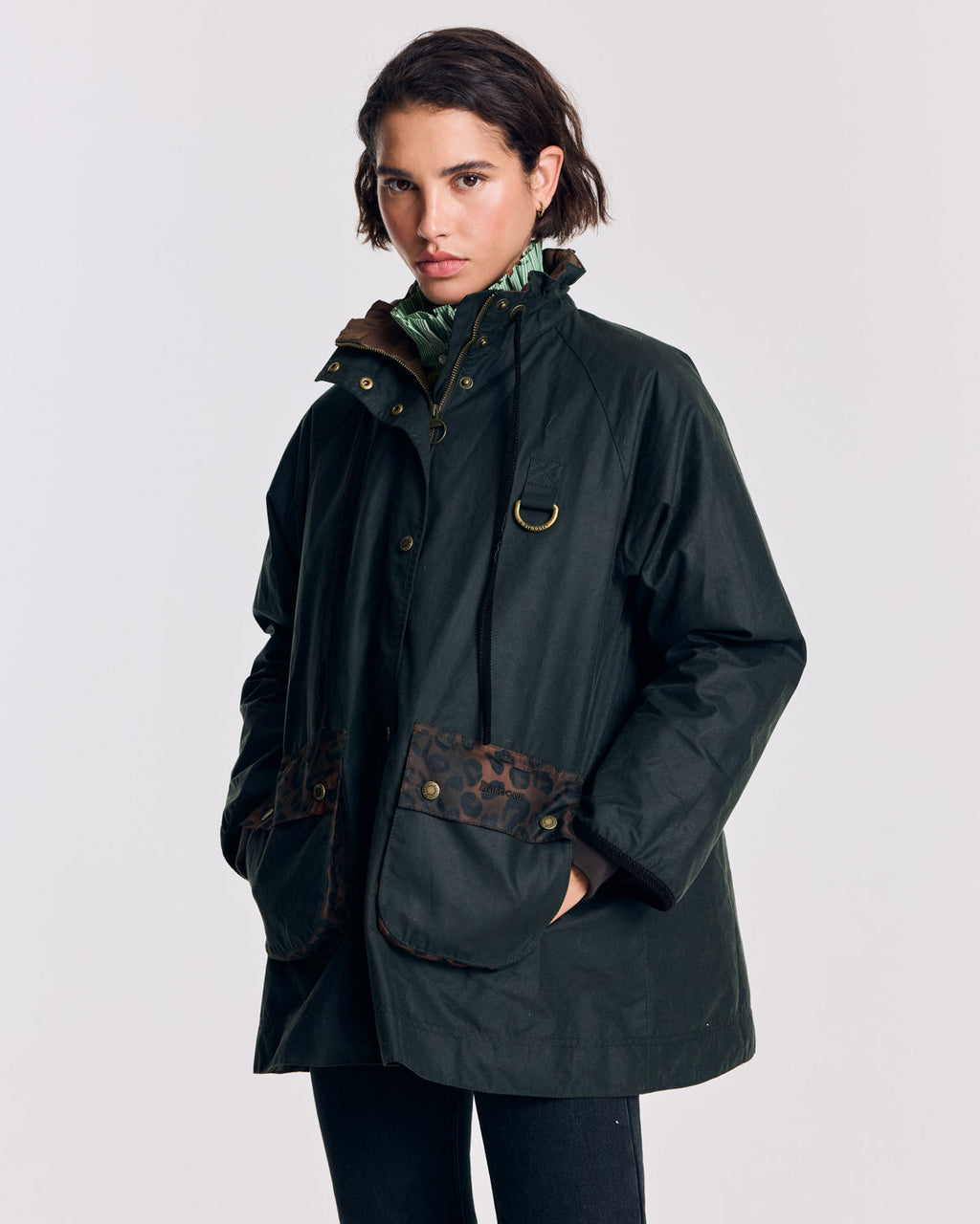 Chaqueta Anaïs Verde oscuro con estampado de leopardo