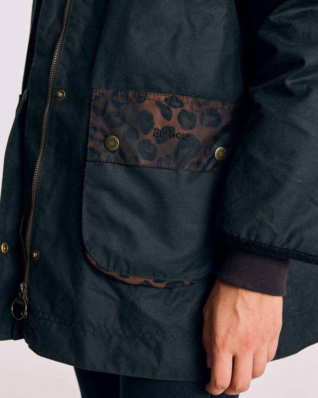 Chaqueta Anaïs Verde oscuro con estampado de leopardo