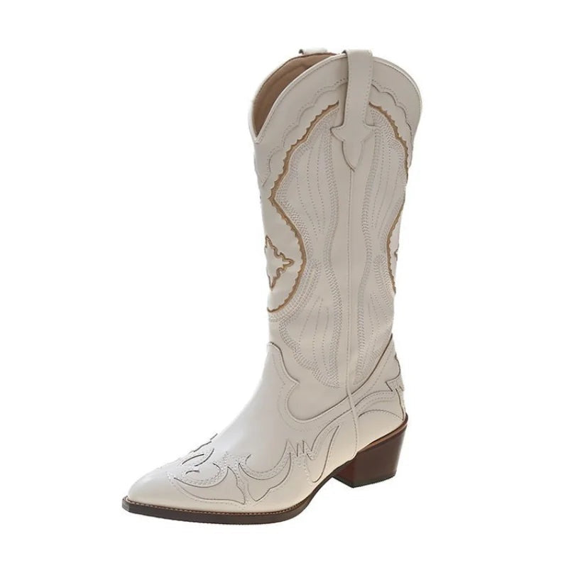 Triana | Botas Cowboy Bordadas de Caña Alta con Tacón Cuadrado